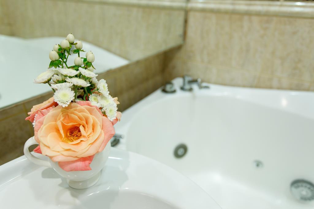 Studio De Luxe With Jacuzzi 苏梅 外观 照片